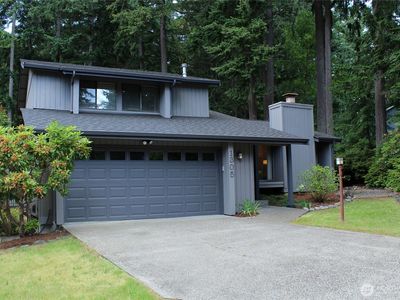 1305 37th Street Ct NW