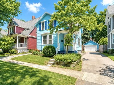 242 Linden St