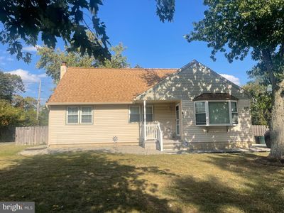 4 Lynn Dr