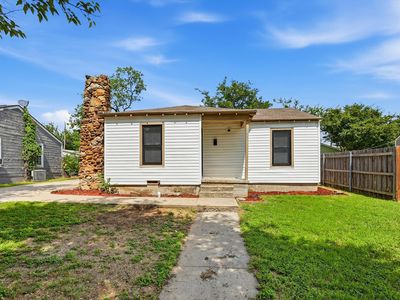 5021 Royal Dr