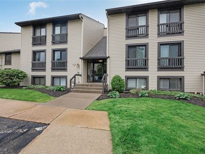 6250 Greenwood Pkwy APT 403