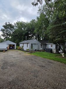 207 W Lincoln Rd