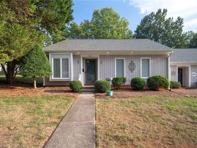 1447 Grantland Pl