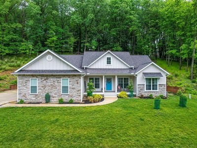 866 Howell Dr