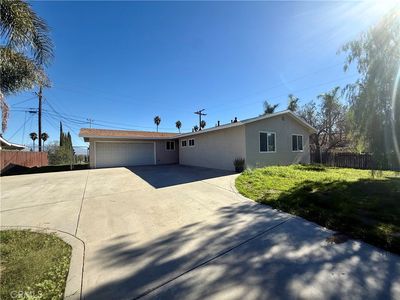 4210 Estrada Dr