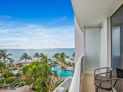 18001 Collins Ave #507