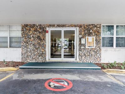 6500 Cypress Rd #211