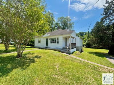 227 Eastview Dr