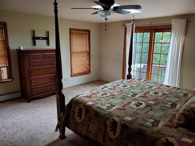 1121 Hollister Rd