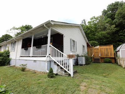 709 Exeter Rd