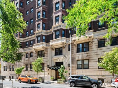 250 S 13th St APT 6A
