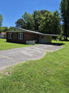1528 Main St