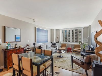 301 W 53rd St APT 15H