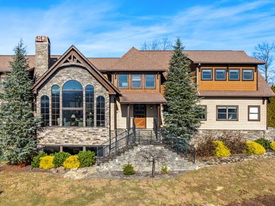 3050 Summit Trails Dr