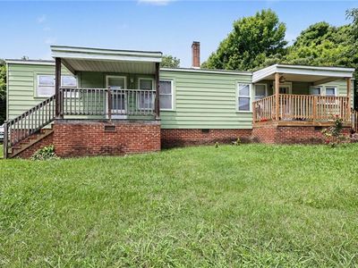 Property at 809 Arthur Ave, High Pt, NC