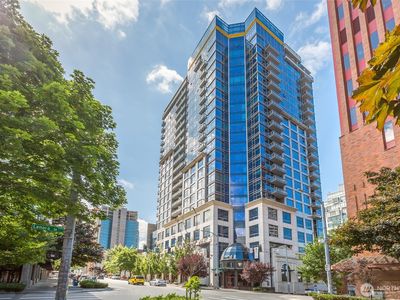 2033 2nd Avenue #1602