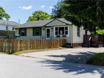 6 Kathy Ave