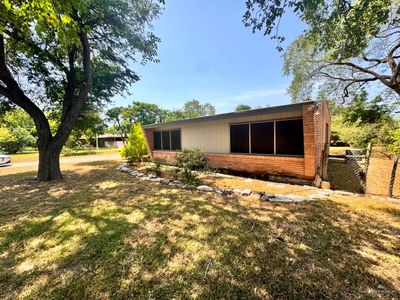 225 Enfield Rd