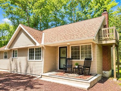 105 White Oak Dr