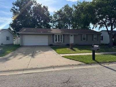 201 Rolling Green Dr