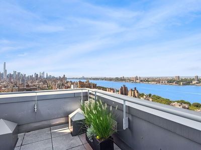 2628 Broadway APT 34A