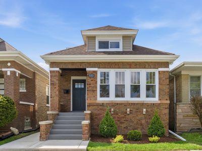 533 E 88th Pl