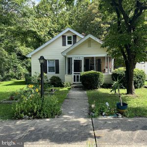 303 S Park Dr