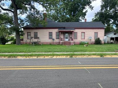 Property at 302 Smith St, Tennille, GA