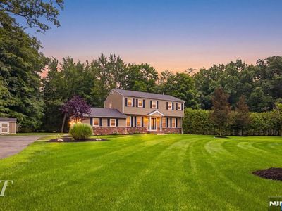 29 Sunrise Ln