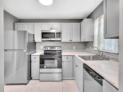 5100 SW 64th Avenue #204a