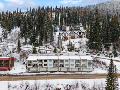 8766 Schweitzer Mountain Rd #305