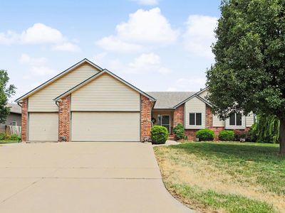 1051 N Aksarben Ct