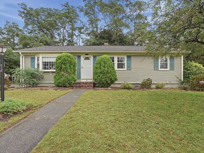 6 Lincoln Dr