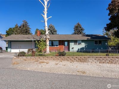 741 Sunrise Drive