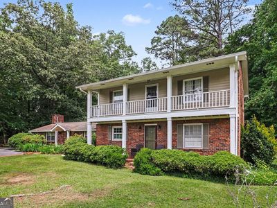 525 Lawshe Rd