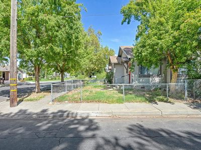 4445 52nd St