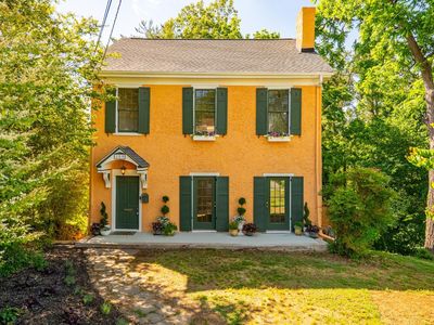 119 Fredonia Ave