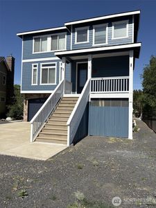 582 River Drive SW