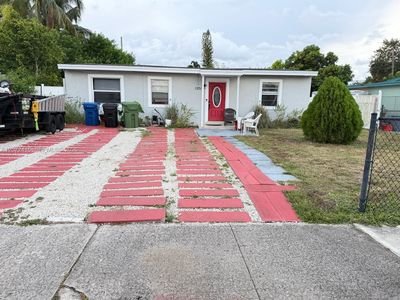 1201 NW 11th Pl