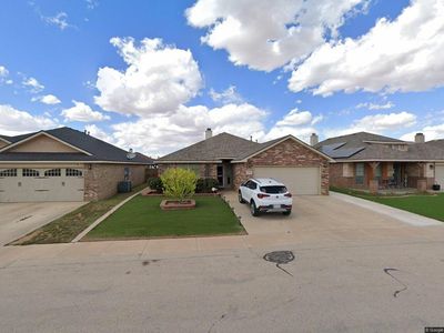 303 Lamar Ct