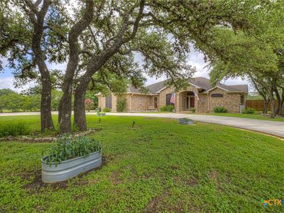 8472 Rolling Acres Trl