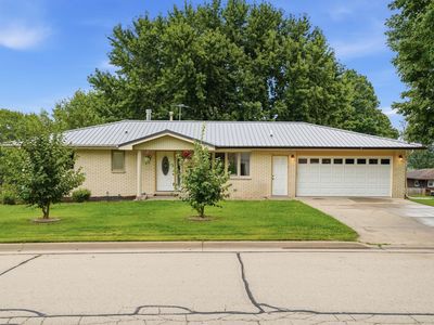 2324 Briarwood Dr