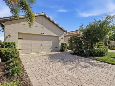 11929 Tapestry Ln