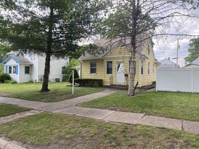 126 S Thornwood Ave