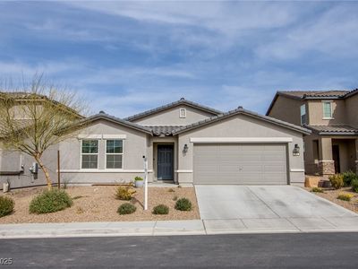 412 Horsetail Falls St