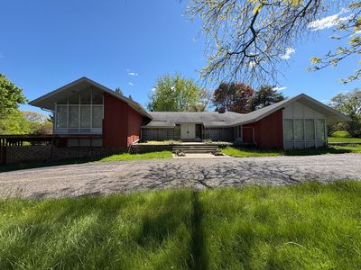 1322 Woodkrest Dr