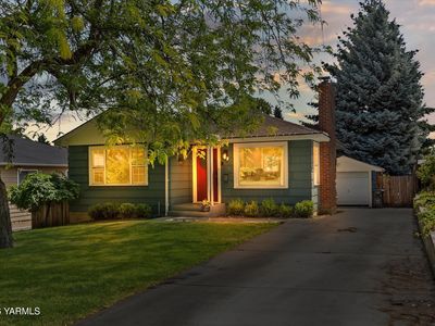 223 N 25th Ave