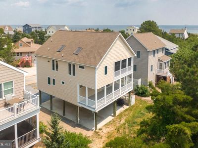 13 California Ave