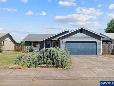 571 McCall Way