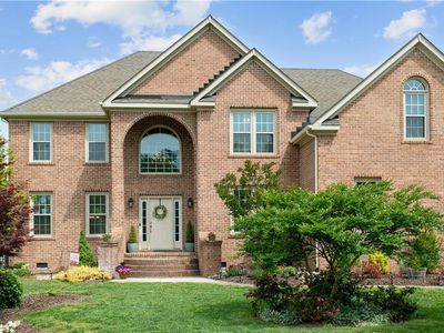 800 Wakedale Arch